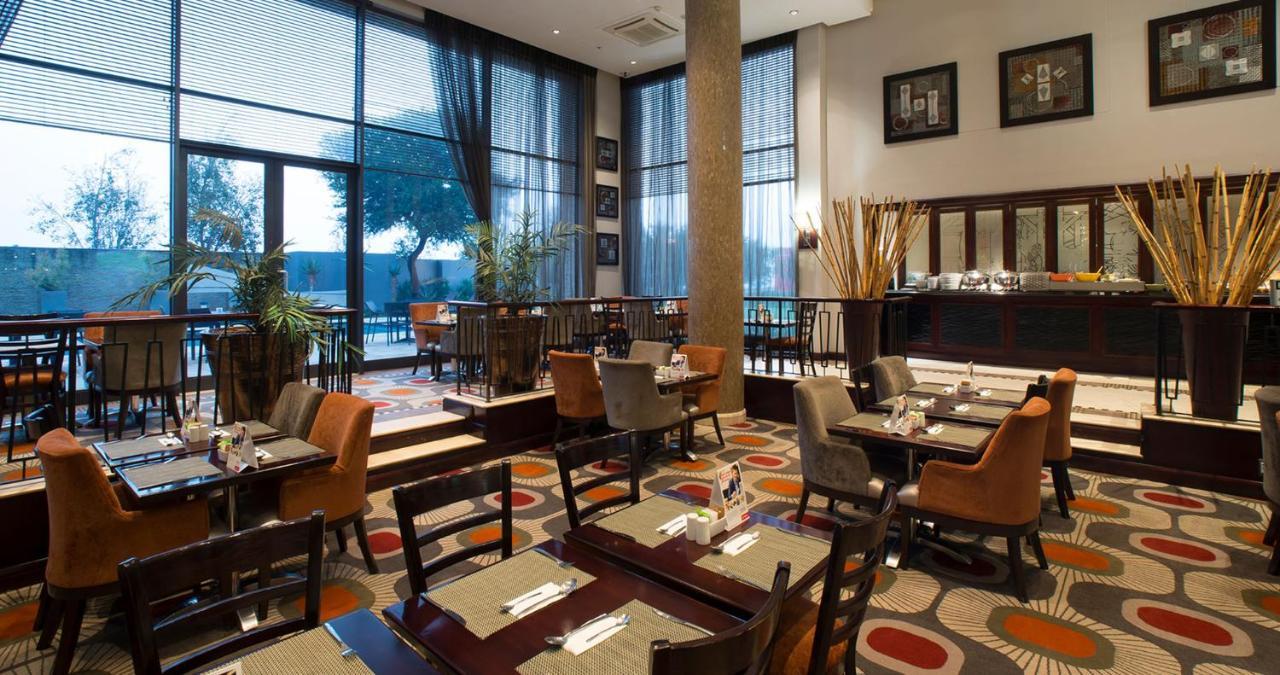 The Ridgepoint Hotel Witbank Eksteriør bilde